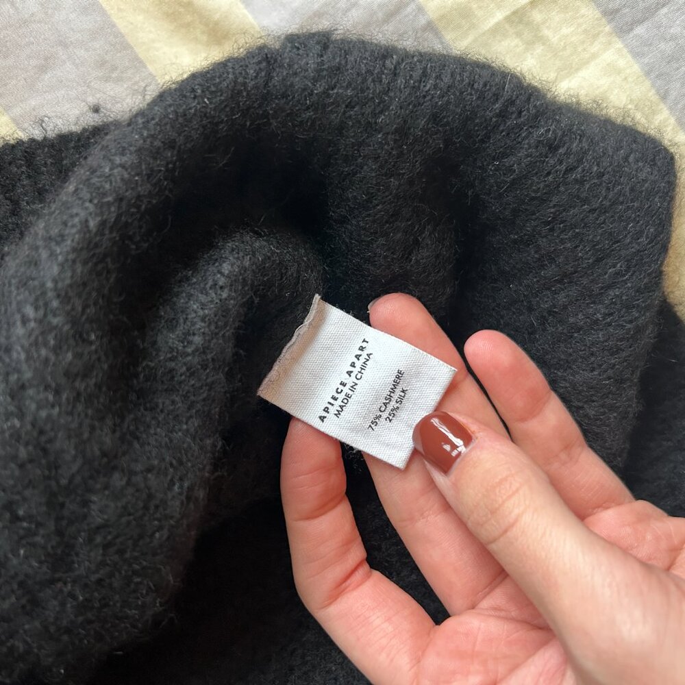 Apiece Apart Softest Oliva Vest Black - Picture 4 of 4